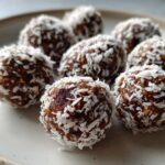 Cashew Date Energy Balls