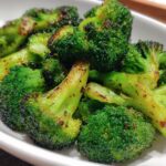 10 Minute Crispy Air Fryer Broccoli